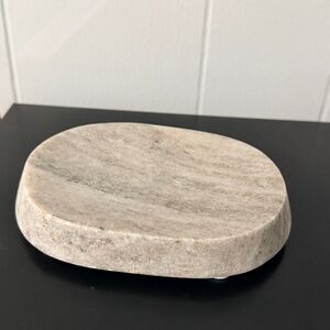 Stone Soap Dish in Beige Marble